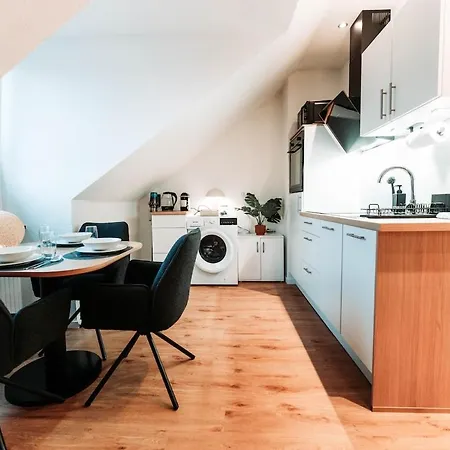 Ruhige Wohnung Mit Festungsblick Bei Der Koblenz Hbf