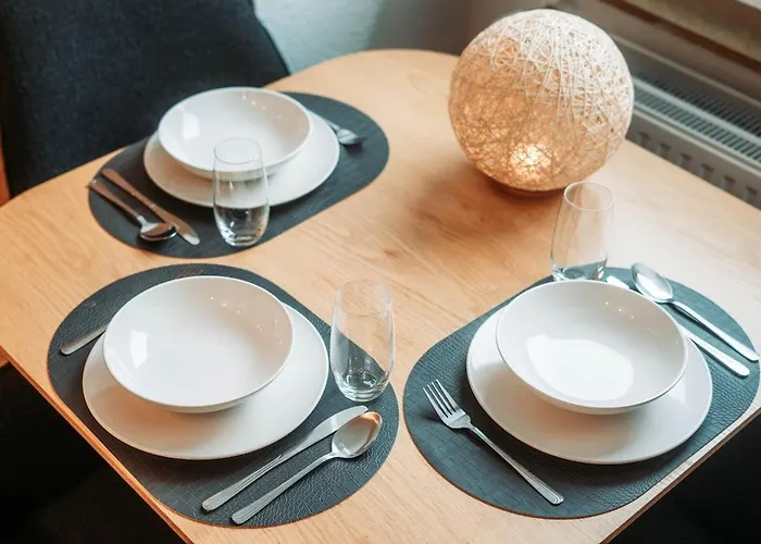 Ruhige Mit Festungsblick Bei Der Hbf *